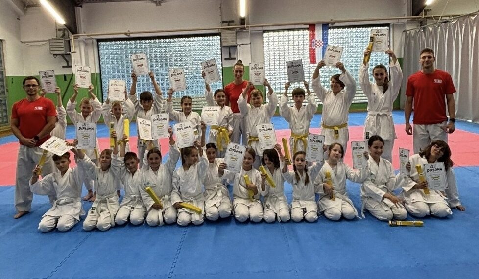 Održan ispit za nova karate zvanja