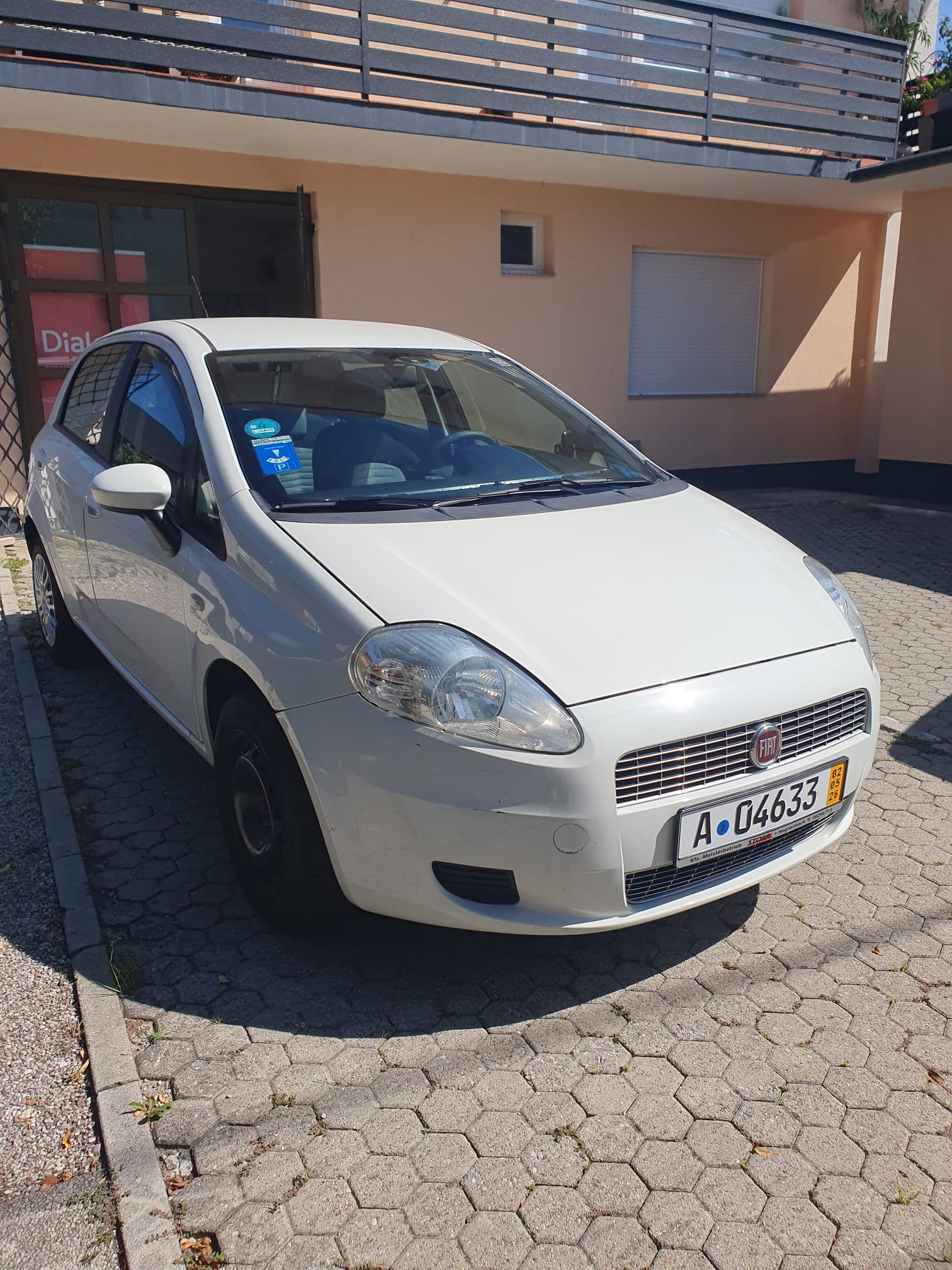 Prodaje se Fiat Punto