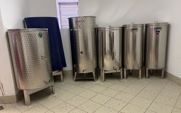 Prodaju se inox bačve