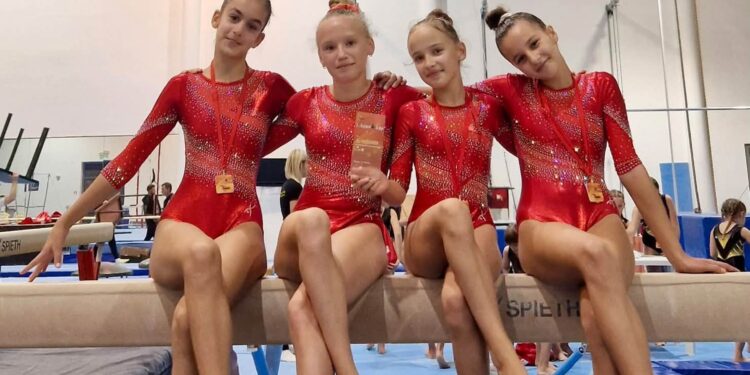 Ekipno zlato za samoborske gimnastičke juniorke na prvom Samobor kupu