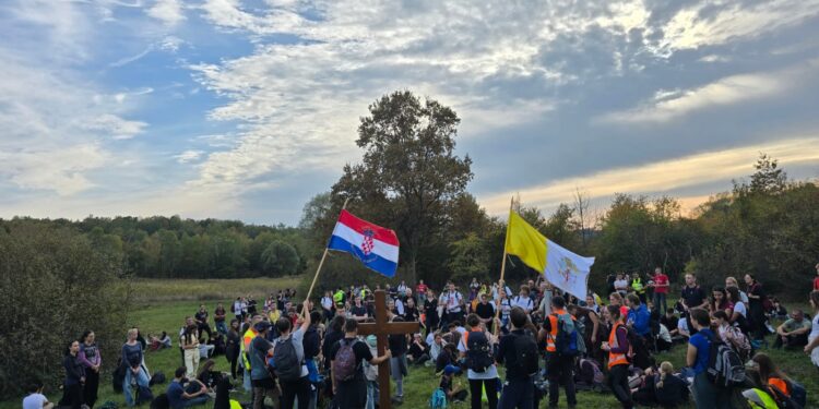 Planinari i Kristov križ
