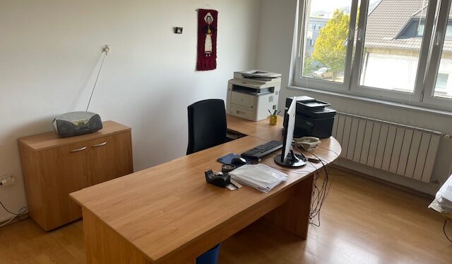 Prodaja uredskog namještaja