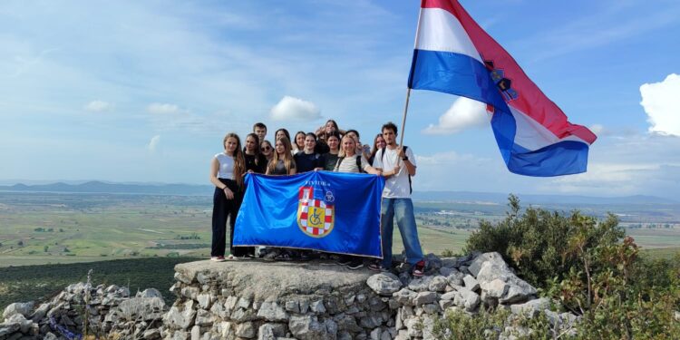 Emotivan susret s generalom Gotovinom
