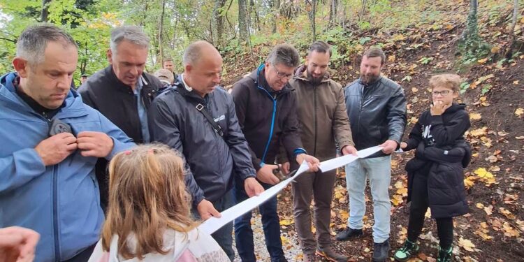 Obnovljena šumska staza u Stojdragi